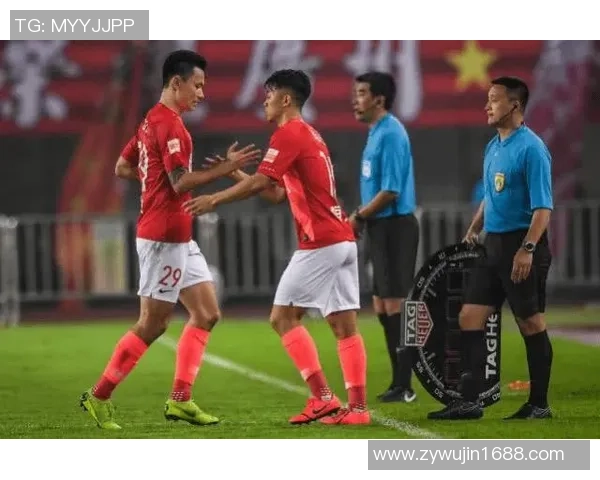 足球防疫新策略如何保障赛事安全与球迷健康共存 足球防疫新策略如何保障赛事安全与球迷健康共存